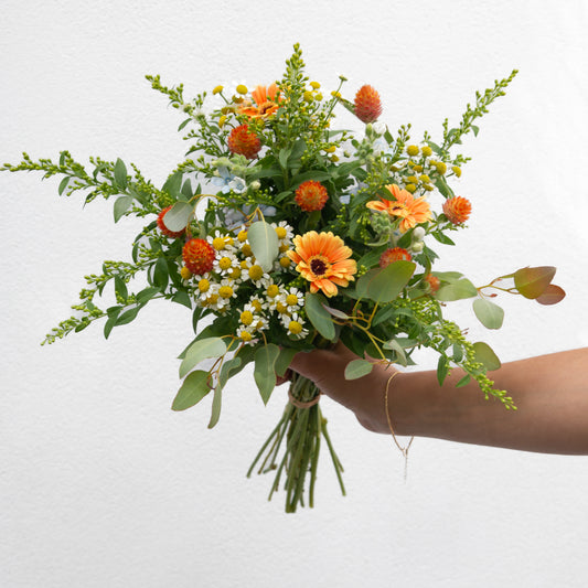 זר כתום צהוב ותכלת