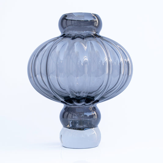 אגרטל פסים על רגל