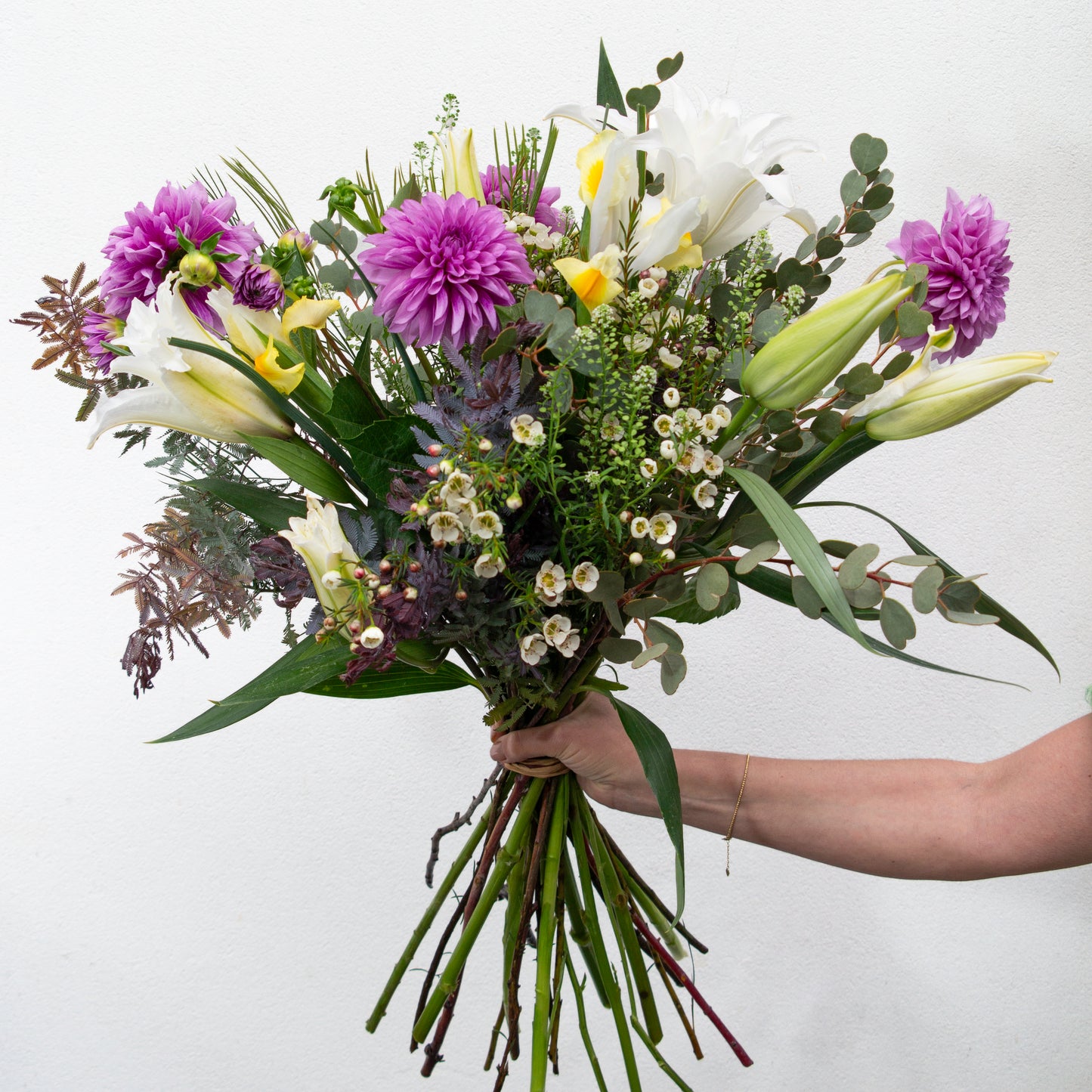 זר סגול, לבן וצהבהב