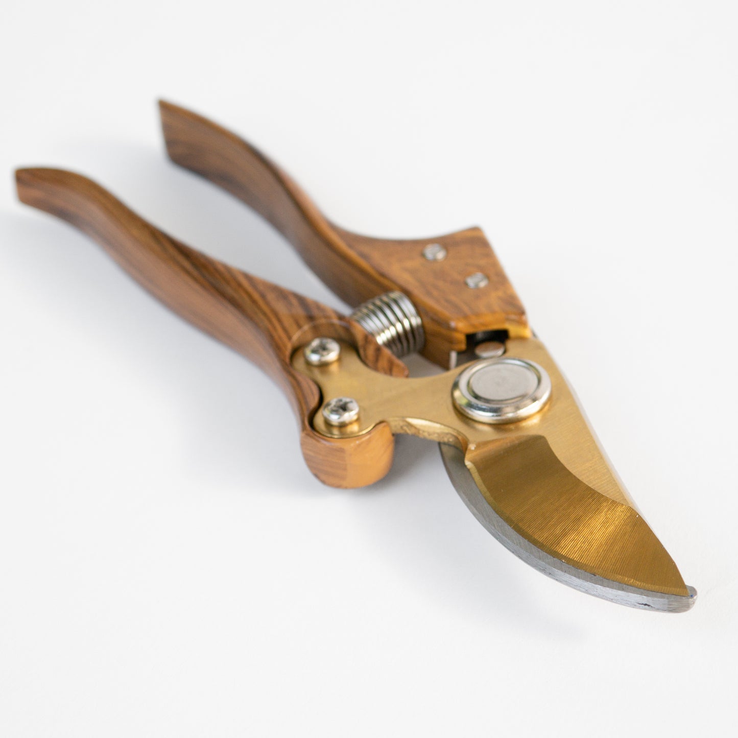 מספרי גיזום SK5 עם ידית דמוי עץ