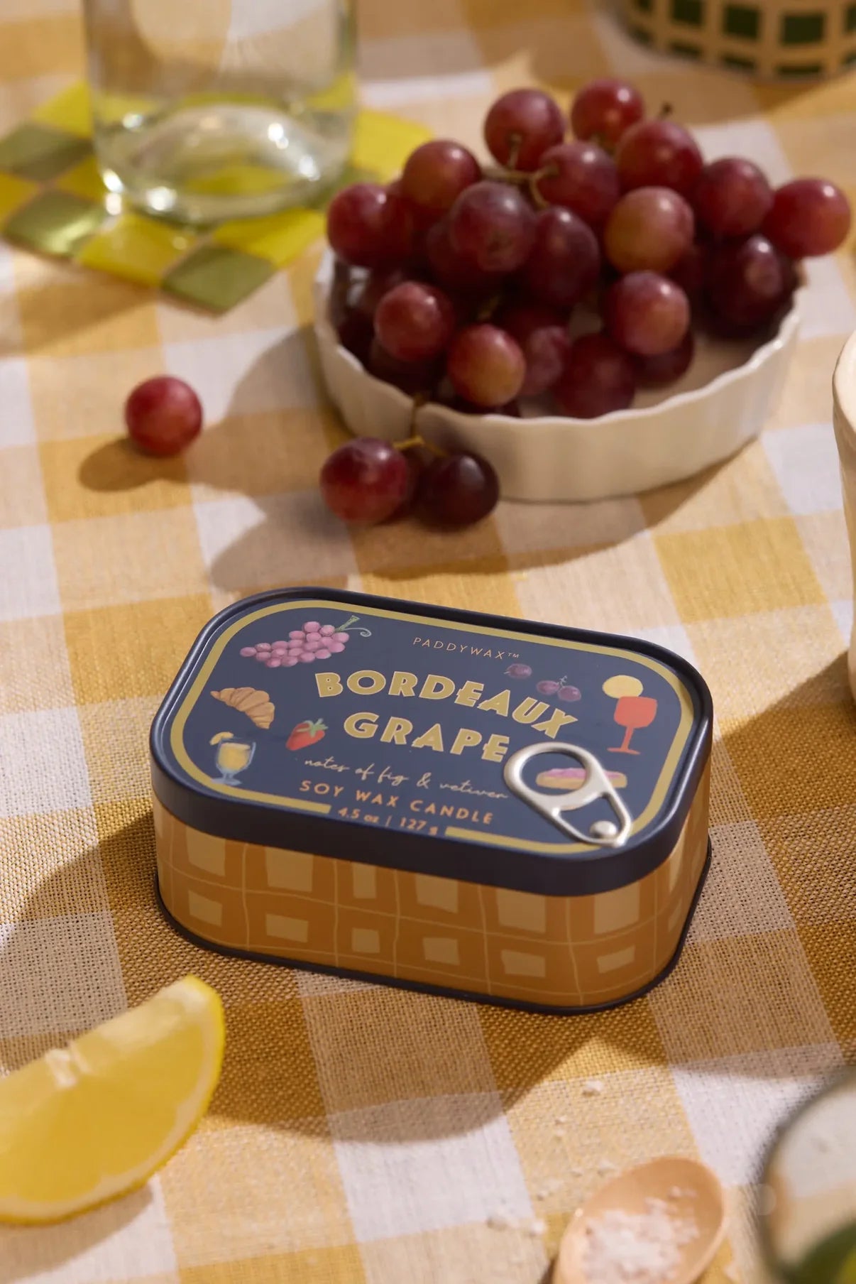 נר Tin, Bordeaux Grape