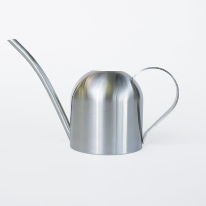 משפך השקיה כסוף מנירוסטה 450 מ״ל