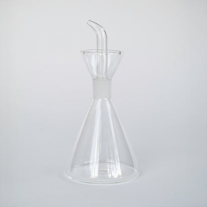 בקבוק זכוכית למזיגת שמן – דגם משולש 220 מ״ל