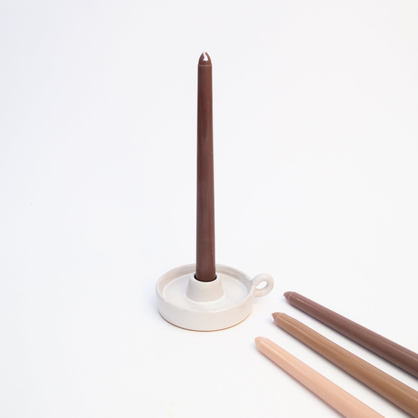 נרות ארוכים בשלל גוונים