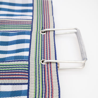 סל פסים כחול עם ידיות ברזל