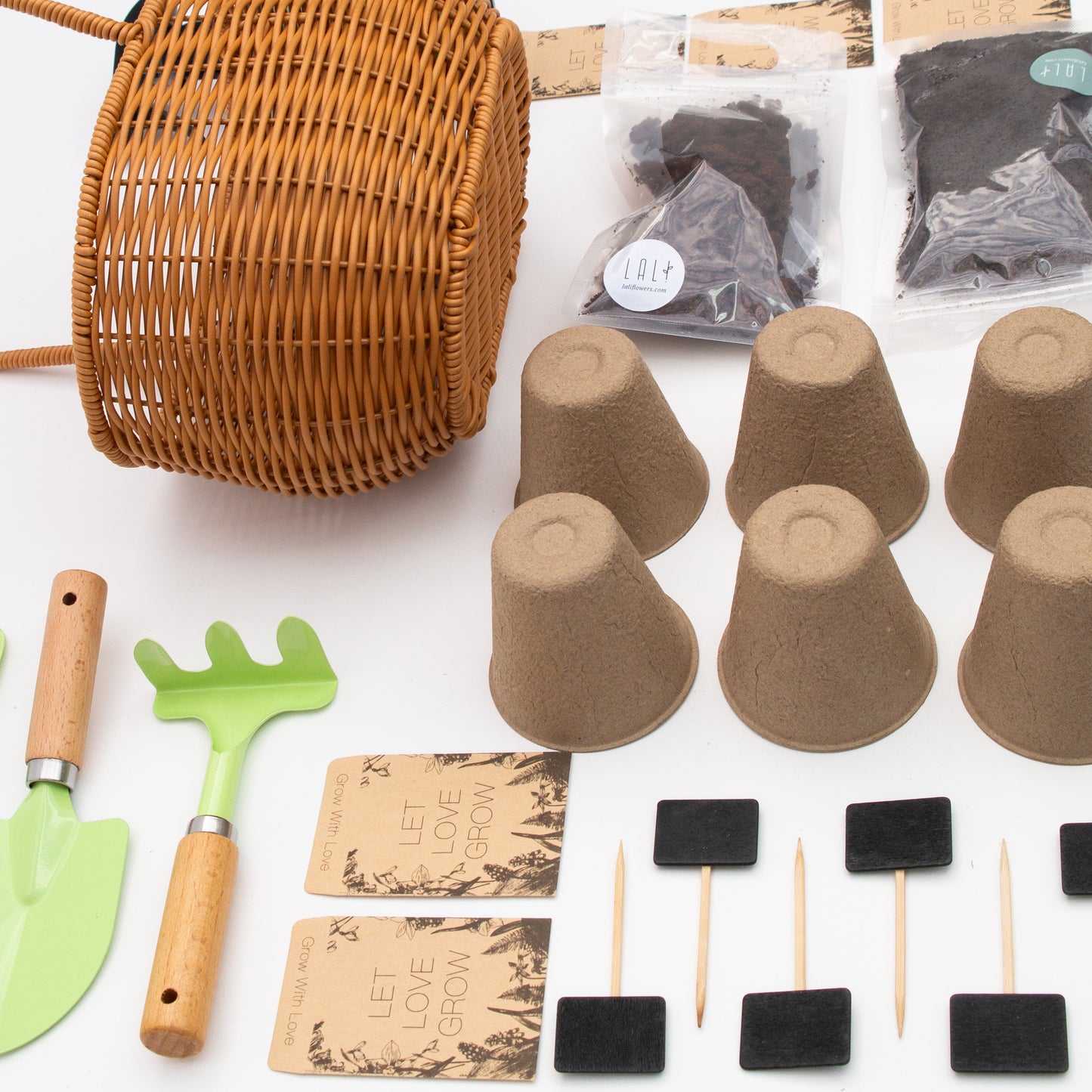 מארז ט"ו בשבט - לטיול יצאנו